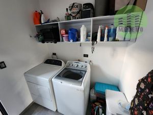 CASA SEMI-AMUEBLADA EN VENTA EN FRACC. SENDEROS 3