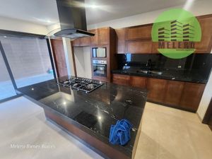 CASA EN VENTA EN FRACC. SENDEROS 3