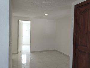 Renta Departamento Remodelado  en Arboledas Zapopan