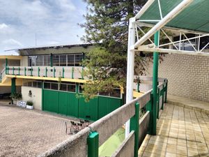 Se renta local espacio para escuela u oficinas