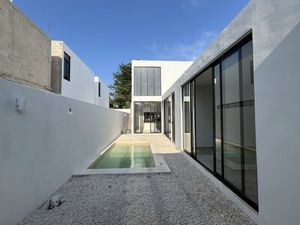 Casa en venta dentro de la ciudad al norte de Mérida.