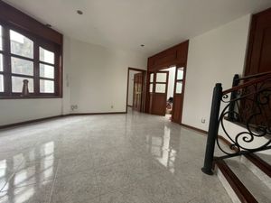 CASA EN VENTA EN BUGAMBILIAS, ZAPOPAN JALISCO