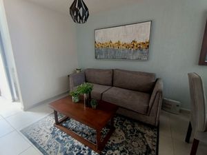 Casa en VENTA en Querétaro ¡Dentro de privada con alberca!