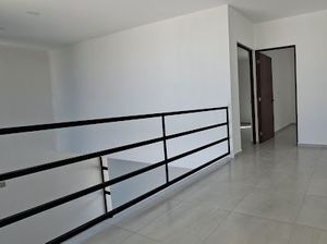 CASA EN VENTA  EN PRADERAS DEL MAYAB, CONKAL -  3 RECÁMARAS  Y ALBERCA