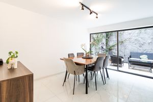 MUY BONITA CASA RECIÉN REMODELADA, LISTA PARA TU FAMILIA!