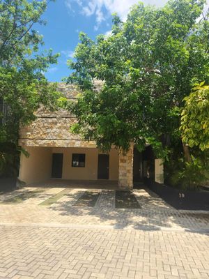 Casa en venta en privada Arietta, Cabo Norte