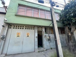 Renta de Bodega Comercial en Naucalpan de Juarez CT347