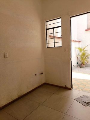 Renta de Casa con Uso de Suelo en del Valle Centro, Benito Juarez ARM13