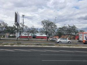 TERRENO EN RENTA EN PASEO DE LA REPÚBLICA, QRO