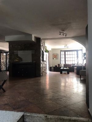 VENDO CASA EN LA HERRADURA PARA REMODELAR