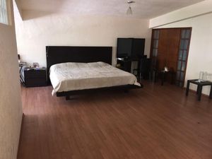 VENDO CASA EN LA HERRADURA PARA REMODELAR