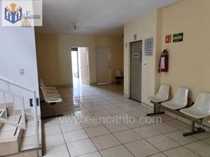 Se rentan oficinas en el centro