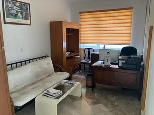 VENDO CASA EN LOMAS DE CHAPULTEPEC  "AV. PALMAS"