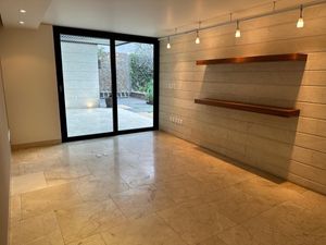 Se vende casa en Lomas de Tecamachalco