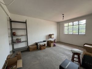 Se renta local comercial en Santa Úrsula