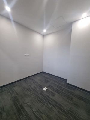 Renta de oficinas en el Norte de Mérida, edificio Banorte