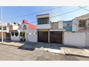 Casa en Venta en Jardines de San Manuel Puebla