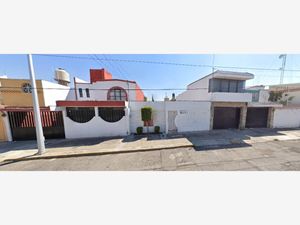 Casa en Venta en Jardines de San Manuel Puebla