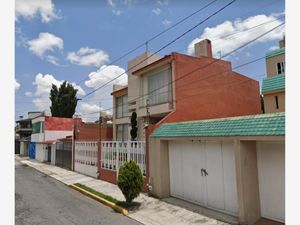 Casa en Venta en Valle Don Camilo Toluca