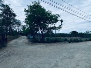 Terreno Uso Comercial en Renta en Guadalupe, Nuevo Leon