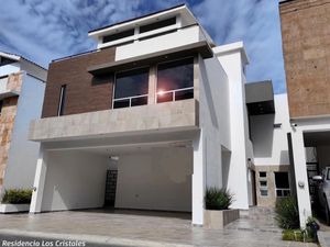 Casa Nueva en Venta en Valle del Cristal