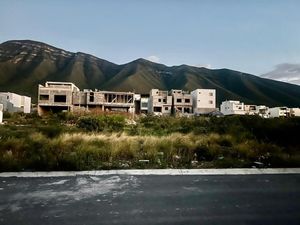 TERRENO EN VENTA EN MIRADOR RESIDENCIAL, GARCIA N.L.