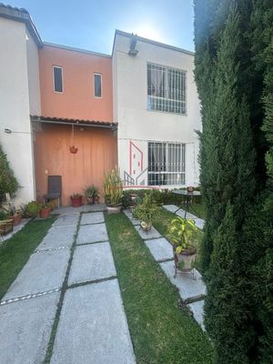 Casa Renta Fraccionamiento Arboledas Residencial Querétaro 8,500 RauSal RMC.