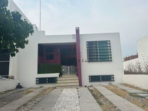 Casa Venta Fraccionamiento El Mirador 9,900,000 OctOct RMC.