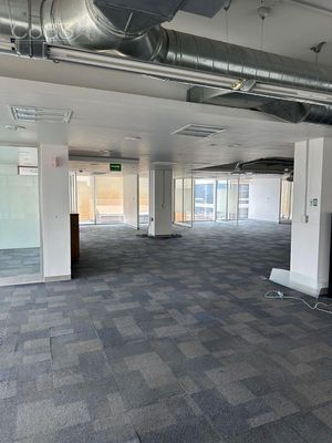 Renta - Oficina - Corporativo Lagrange - 1,100 m2 - Piso 8