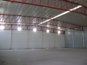 Bodega Industrial en Renta, Santa Catarina