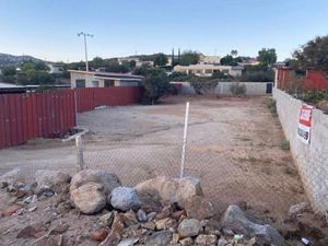 En venta Lote de Terreno en Carreño, Tecate. Cerca de Parque El Profesor