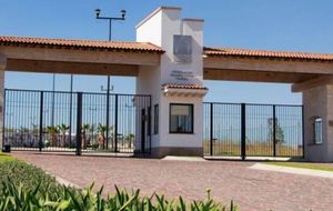 VENTA  DE TERRENO o TRASPASO en El Marqués de Querétaro,CD MADERAS