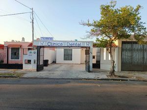 Casa sobre Av.  en Francisco de Montejo. (Las Palmas).