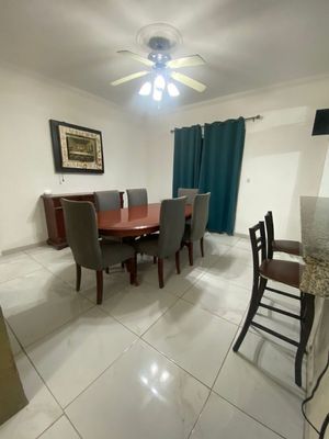 En venta casa en esquina en Jardines de Vista Alegre