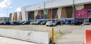 Locales Comerciales en Venta en Multicomercial Guadalupe para Inversionistas