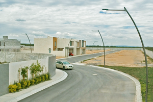 Terreno residencial en venta en Carretera a la Paz en Matehuala