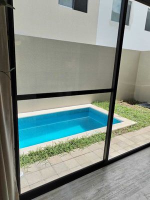 Casa en venta en Ave. Huayacán en Cancún