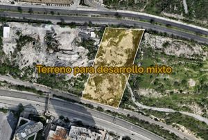 Terreno con uso de suelo mixto para desarrollo en zona Santa María