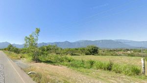 Terreno en venta en Carretera de Rayones en Carretera Nacional