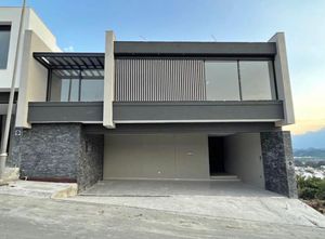 Casa en venta en Castaños del Vergel en Monterrey