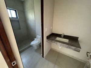 Casa en venta en Prados de la Silla en Monterrey