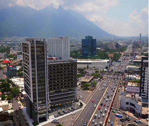 Local en venta en Eugenio Garza Sada en Monterrey