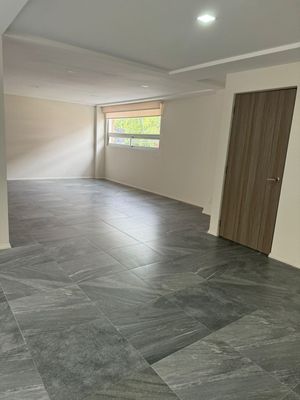 Departamento en venta en Lomas de Tecamachalco en Estado de México