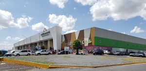 Locales Comerciales en Venta en Multicomercial Guadalupe para Inversionistas