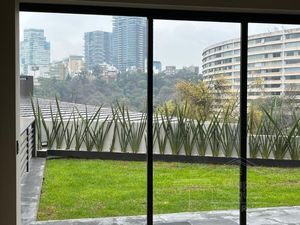 Casa en Venta en Lomas de las Palmas Huixquilucan  Estado de México