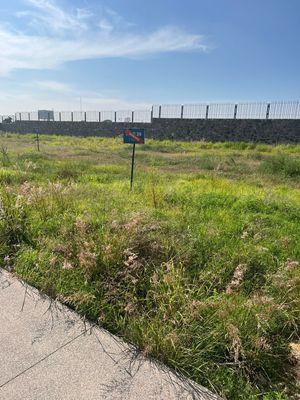 Venta de terreno en Valles, Lomas de Campanario Norte.