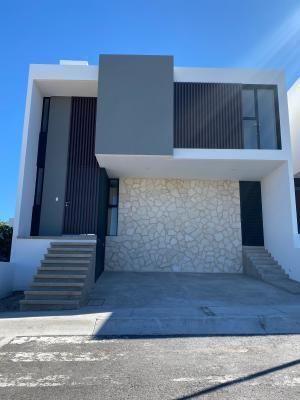 Venta de casa en Jade Norte, Zibata