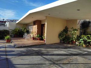 Excelente casa a la venta en Pinos. De una planta