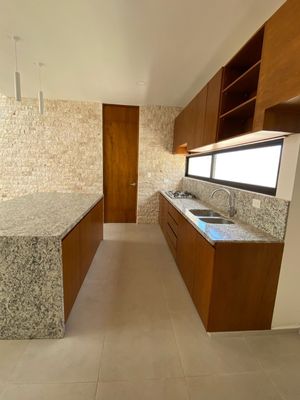 En venta  fabulosa  casa de una planta en Tamanché.