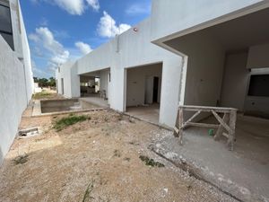 EN VENTA CASA DE UNA PLANTA EN DZITYÁ